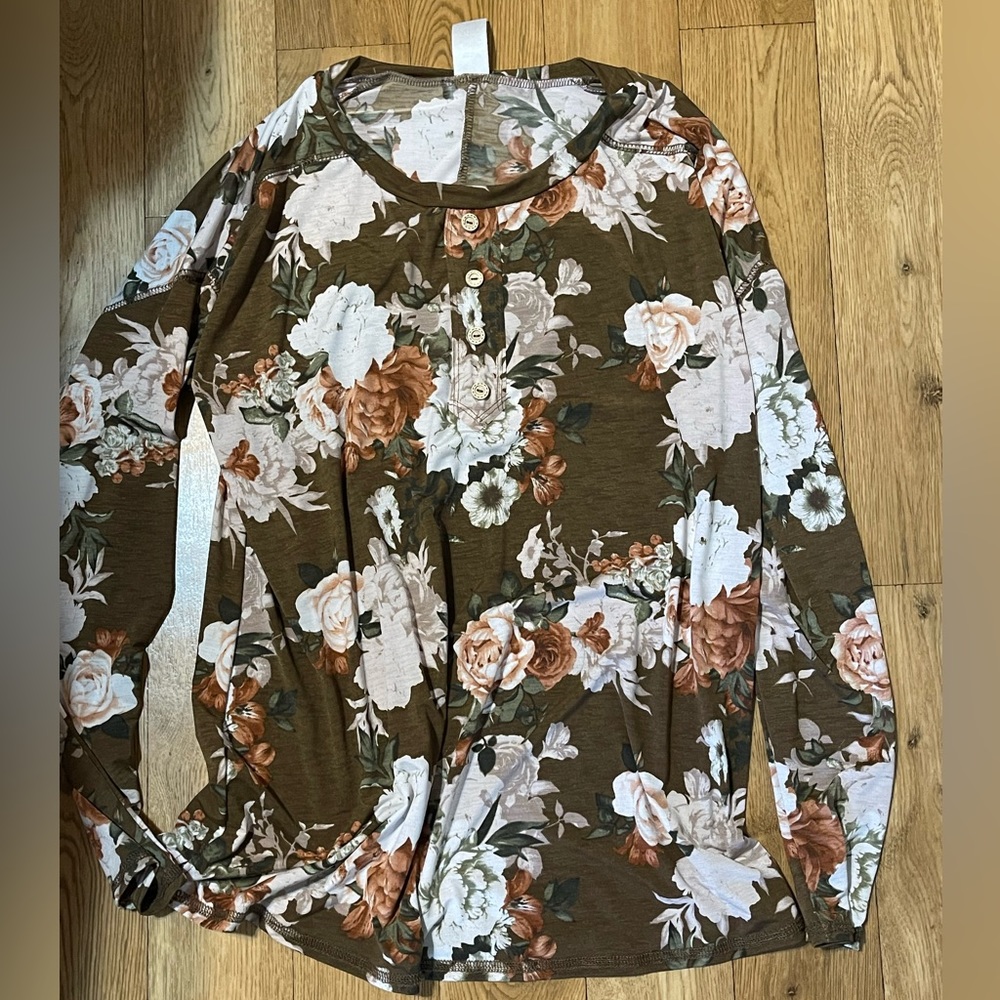 Small Sew in Love top